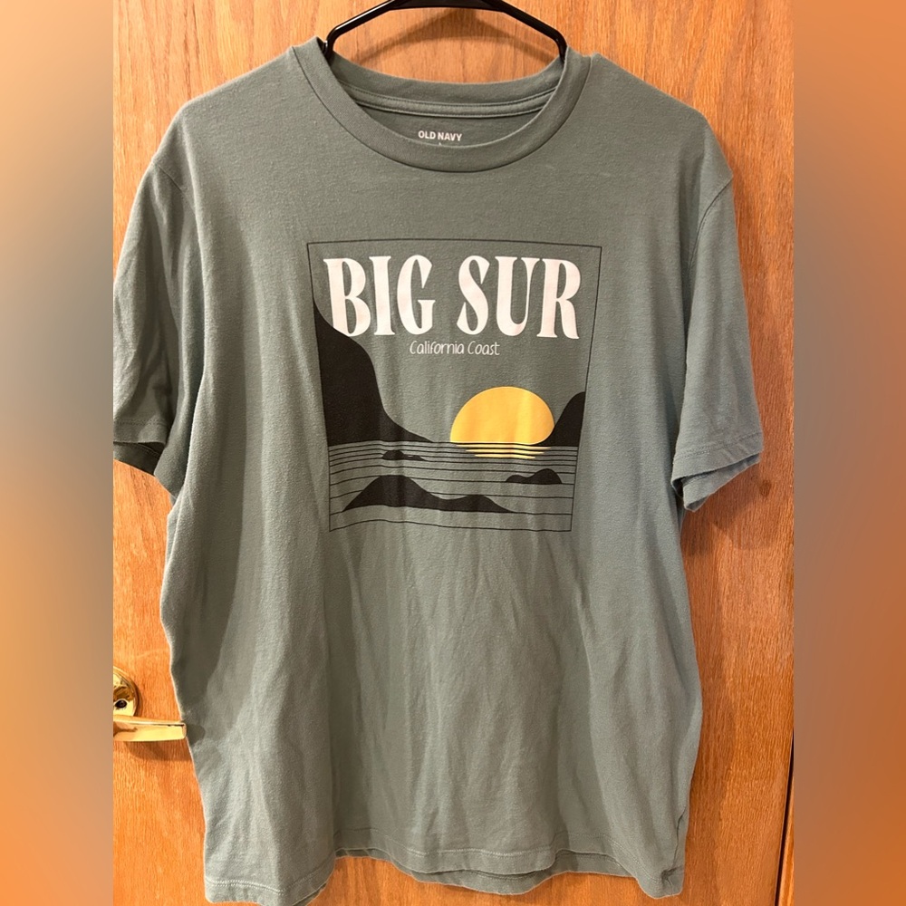 Old Navy Men’s Tee